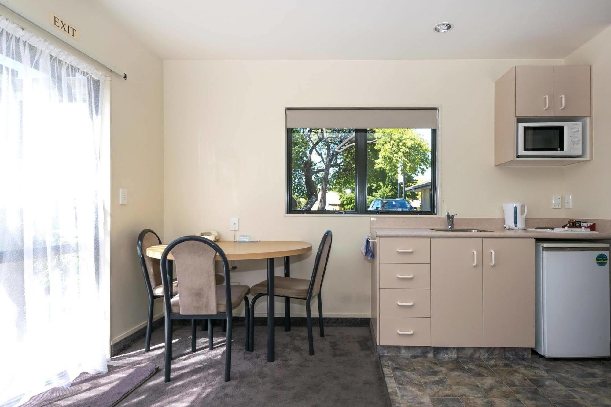 Ashleigh Court Motel Blenheim Extérieur photo